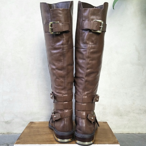 Stylish & Edgy Aldo Boots - Picture 5 of 8